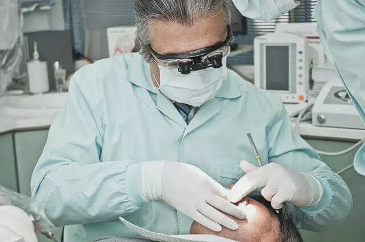 Abscesso dentário pode causar uma infecção no sangue?