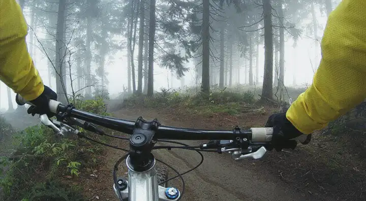 Andar de bicicleta com nervos comprimidos