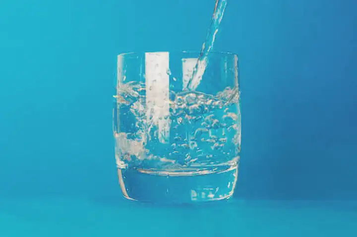 Beber água ajuda a congestão torácica