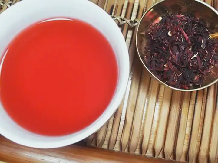 Chá de hibisco ajuda queimar gordurinhas e perder peso
