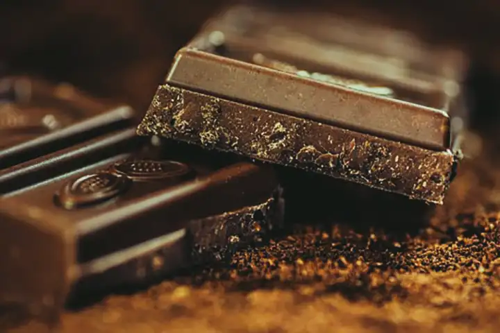 Comer chocolate pode realmente diminuir a gordura corporal