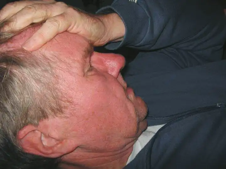 Como tratar 4 diferentes tipos de dores de cabeça