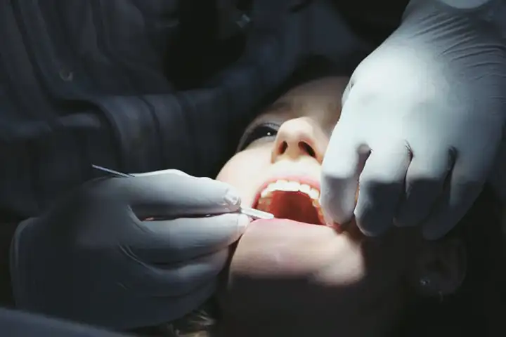 Dor de dente insuportável