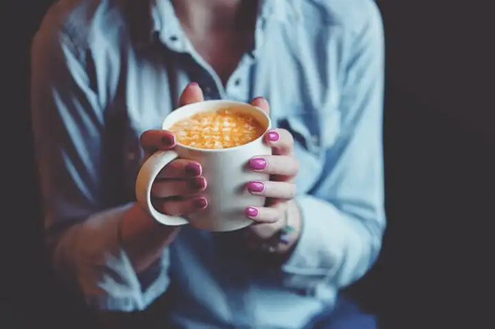 Efeitos colaterais negativos da cafeína e efedrina