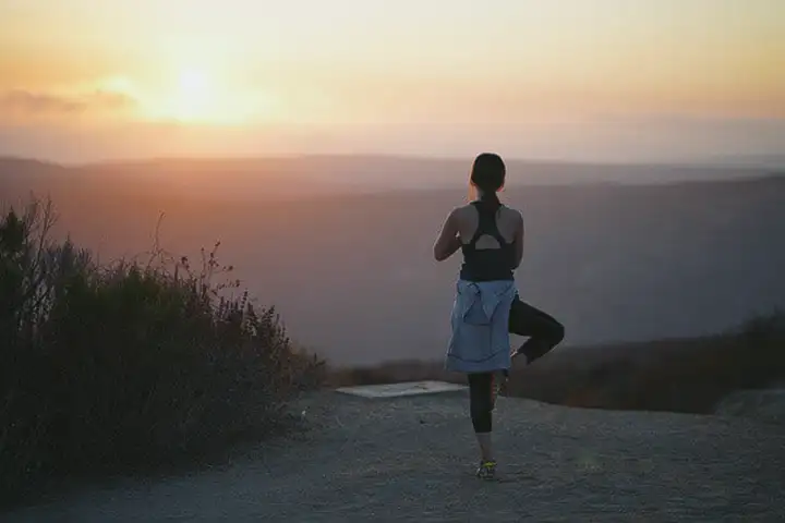 Espasmo do músculo espinhal | Remédios caseiros para espasmos musculares espinhais 