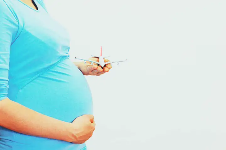 Mulher grávida pode voar durante a gravidez