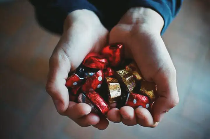 Os chocolates causam um ataque da vesícula biliar?