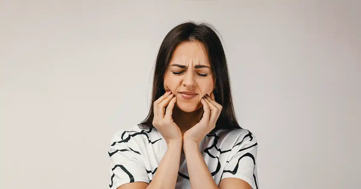 Por que o DENTE DÓI com DOCE?