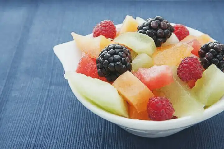 Quais frutas ajudam a aumentar o crescimento muscular?