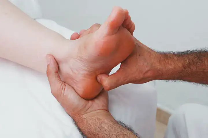 Terapia por Ondas de Choque para Tendinite e Fasceíte Plantar