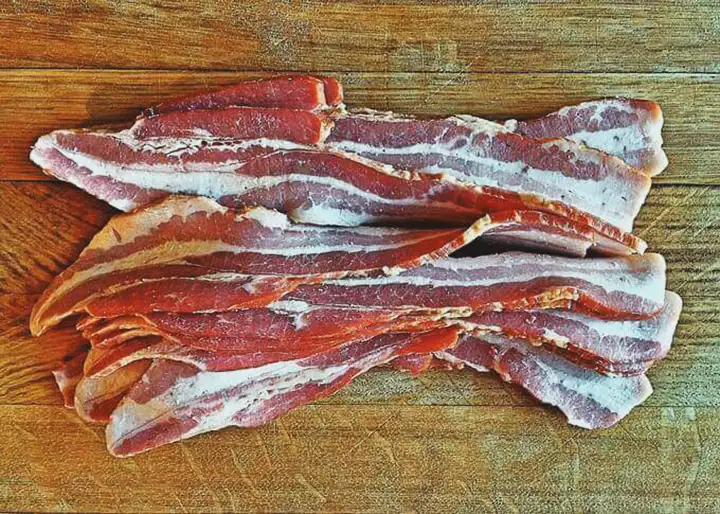 Você pode comer Bacon e perder peso!