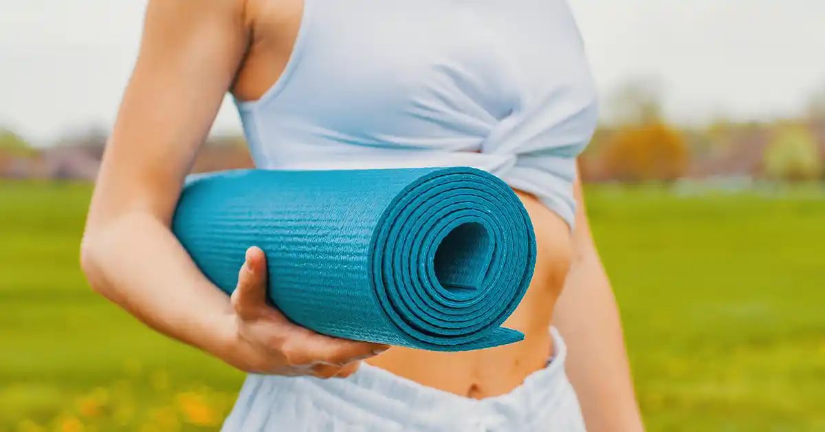 Yoga e alimentação: o que comer antes e depois da aula